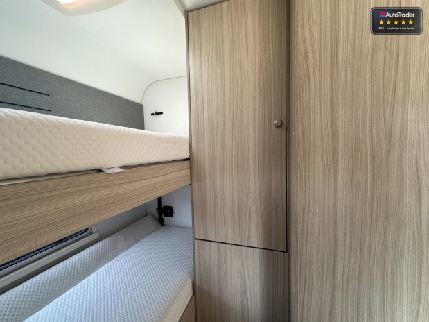 Adria Sun Living A70 DK Automatic Bunk Beds 6 Belt 6 Berth Hab AC [Fiat] Kitchen EURO 6 24
