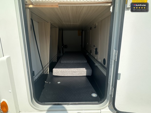 Adria Sun Living A70 DK Automatic Bunk Beds 6 Belt 6 Berth Hab AC [Fiat] Kitchen EURO 6 46