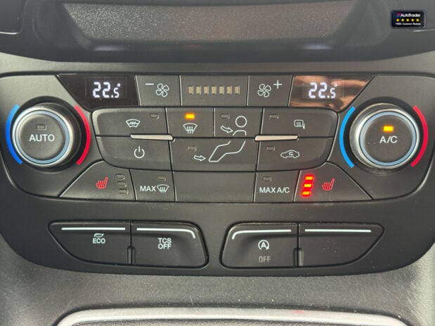 Ford Transit Connect SWB L1H1 200 Sport With Alloys Air Con Part Leather Heated Seats Sensors EU 33