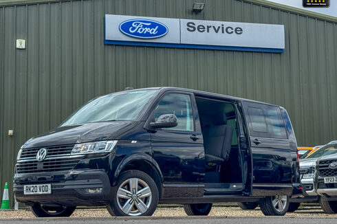 Volkswagen Transporter Crew Cab LWB L2H1 T32 150BHP Kombi Highline Alloys Air Con Sensors EURO 6