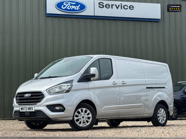Ford Transit Custom AUTO LWB L2H1 340 Limited Alloys Air Con Cruise EURO 6 1