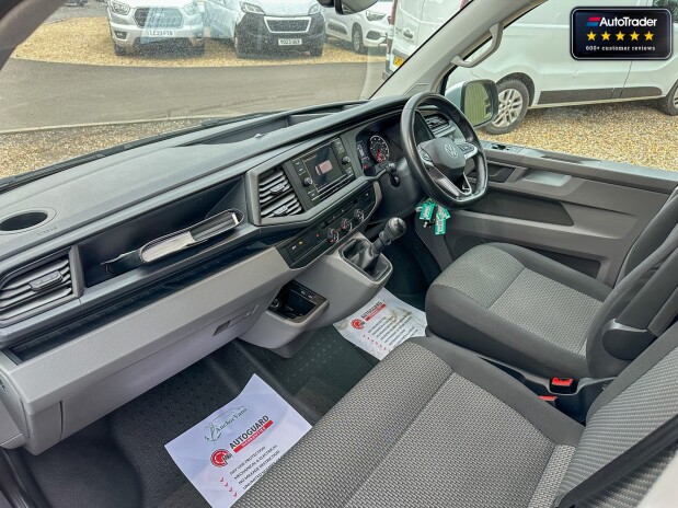 Volkswagen Transporter LWB L2H1 T30 Tdi Highline Alloys 150Bhp 6 Speed Air Con Sensors Cruise Carp 9