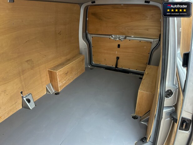 Volkswagen Transporter LWB L2H1 T30 Tdi Highline Alloys 150Bhp 6 Speed Air Con Sensors Cruise Carp 10
