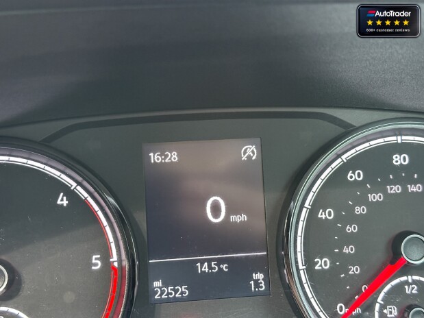 Volkswagen Transporter LWB L2H1 T30 Tdi Highline Alloys 150Bhp 6 Speed Air Con Sensors Cruise Carp 26
