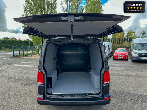 Volkswagen Transporter AUTO DSG SWB 150 BHP T30 Tdi Highline Alloys Air Con Cruise Carplay EURO 6 12