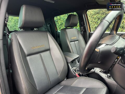 Ford Ranger AUTO Crew Cab 4X4 Wildtrak 215bhp Auto Alloys Air Con Sensors Cruise EURO 6 11
