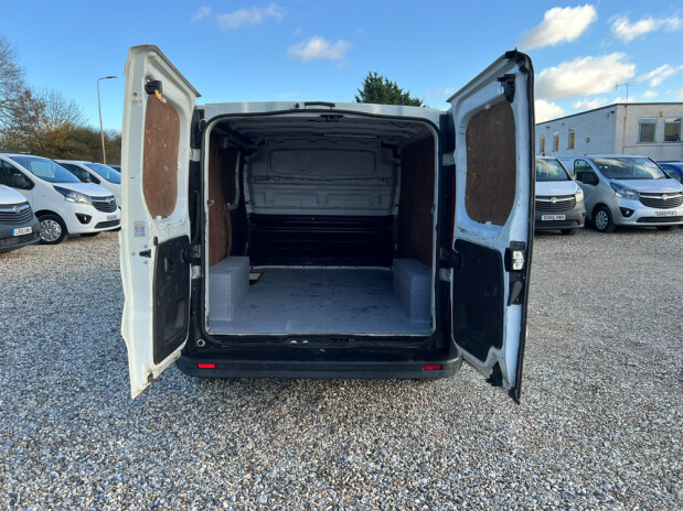Renault Trafic SWB L1H1 Low Roof Sl27 Business Side Door EURO 6 NO VAT 8