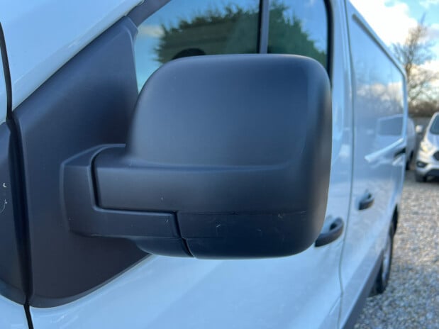 Renault Trafic SWB L1H1 Low Roof Sl27 Business Side Door EURO 6 NO VAT 13