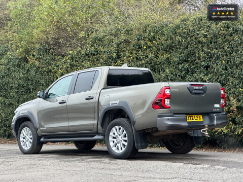 Toyota Hilux Crew Cab 4x4 Invincible X 4Wd 204 BHP Air Con Rear Cam Sensors EURO 6 5