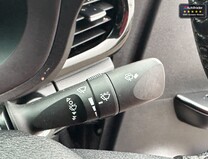 Toyota Hilux Crew Cab 4x4 Invincible X 4Wd 204 BHP Air Con Rear Cam Sensors EURO 6 17