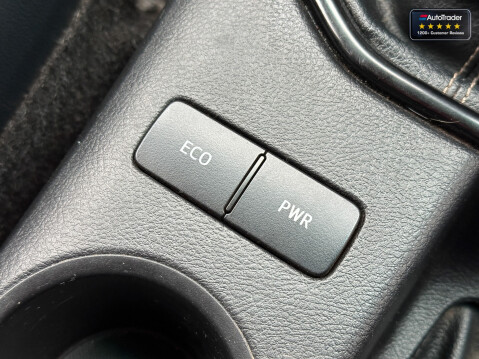 Toyota Hilux Crew Cab 4x4 Invincible X 4Wd 204 BHP Air Con Rear Cam Sensors EURO 6 21
