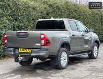 Toyota Hilux Crew Cab 4x4 Invincible X 4Wd 204 BHP Air Con Rear Cam Sensors EURO 6 12