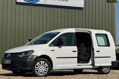 Volkswagen Caddy MAXI Crew [SOLD MM] Cab AUTO LWB L2H1 Kombi Air Con Nav Rear Sensors E6