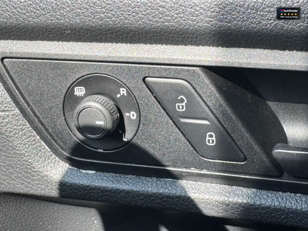 Volkswagen Caddy MAXI Crew [SOLD MM] Cab AUTO LWB L2H1 Kombi Air Con Nav Rear Sensors E6 25