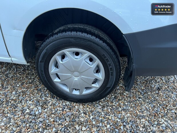 Ford Transit Custom LWB L2H1 290 Trend Air Con Cruise Side Door EURO 6 NO VAT 11