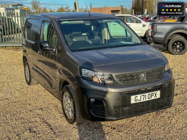 Peugeot Partner SWB L1H1 Bluehdi Asphalt Premium Alloys Air Con Cam Nav Sensors EURO 6 4