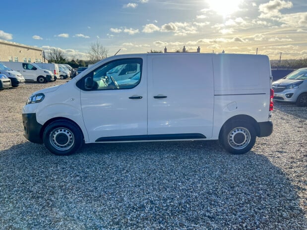 Citroen Dispatch MWB L2H1 (SOLD) Enterprise 1400kg 120hp Air Con Euro 6 NO VAT 1