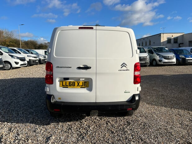Citroen Dispatch MWB L2H1 (SOLD) Enterprise 1400kg 120hp Air Con Euro 6 NO VAT 7