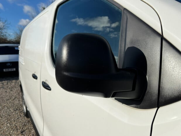 Citroen Dispatch MWB L2H1 (SOLD) Enterprise 1400kg 120hp Air Con Euro 6 NO VAT 15