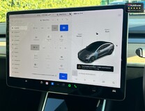 Tesla Model 3 (Dual Motor) Performance Saloon 4dr Electric Motor Auto 4WDE (Performance U 17