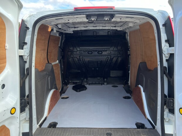 Ford Transit Connect AUTO SWB (SOLD) L1H1 200 Limited Alloys Air Con Nav Sensors EURO 6 NO VAT 9