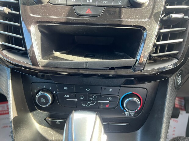 Ford Transit Connect AUTO SWB (SOLD) L1H1 200 Limited Alloys Air Con Nav Sensors EURO 6 NO VAT 38