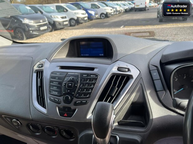 Ford Transit Custom Crew Cab AUTO LWB L2H1 310 Limited Air Con Cam Sensors EURO 6 NO VAT 27