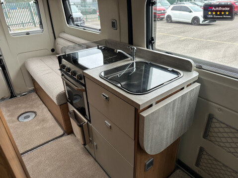 Auto-Trail V Line 540 Se|Solar Panels|Reverse Camera|Electric Step|Rear Lounge|Euro 6 7