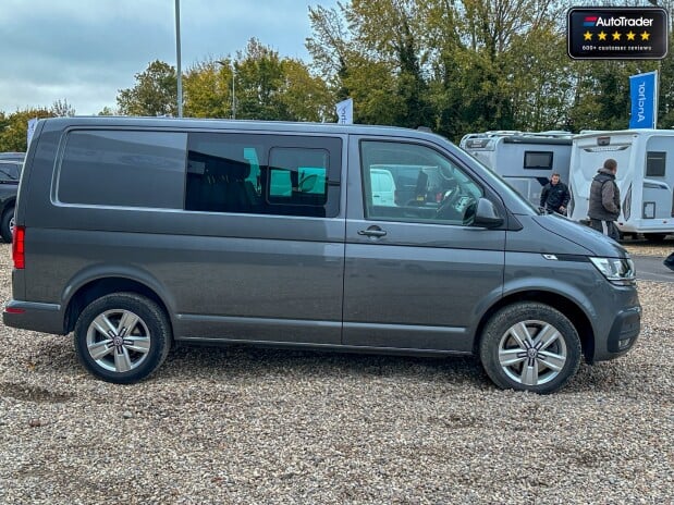 Volkswagen Transporter AUTO SWB L1H1 150BHP T32 Tdi Kombi Highline Alloys Air Con Sensors EURO 6 5