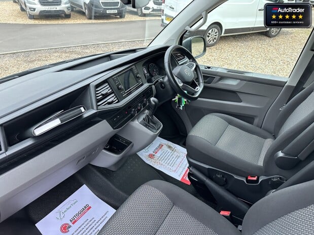 Volkswagen Transporter AUTO SWB L1H1 150BHP T32 Tdi Kombi Highline Alloys Air Con Sensors EURO 6 9
