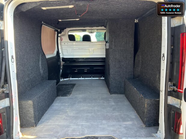 Vauxhall Vivaro SWB L1H1 Low Roof 2900 Cdti Air Con Sensors Side Door NO VAT 9