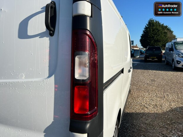 Vauxhall Vivaro SWB L1H1 Low Roof 2900 Cdti Air Con Sensors Side Door NO VAT 19