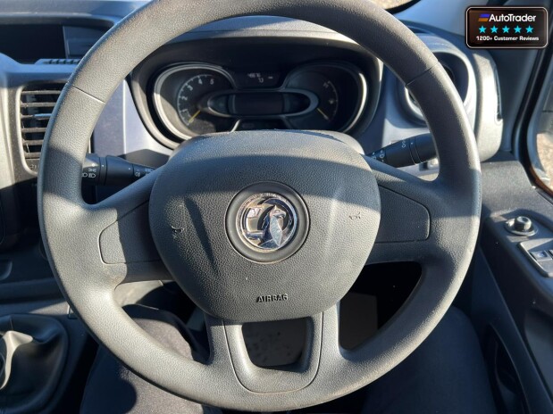 Vauxhall Vivaro SWB L1H1 Low Roof 2900 Cdti Air Con Sensors Side Door NO VAT 28