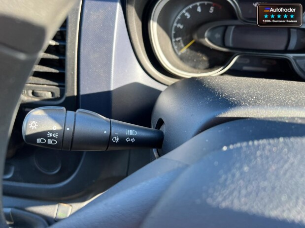 Vauxhall Vivaro SWB L1H1 Low Roof 2900 Cdti Air Con Sensors Side Door NO VAT 29