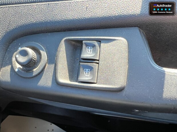 Vauxhall Vivaro SWB L1H1 Low Roof 2900 Cdti Air Con Sensors Side Door NO VAT 31