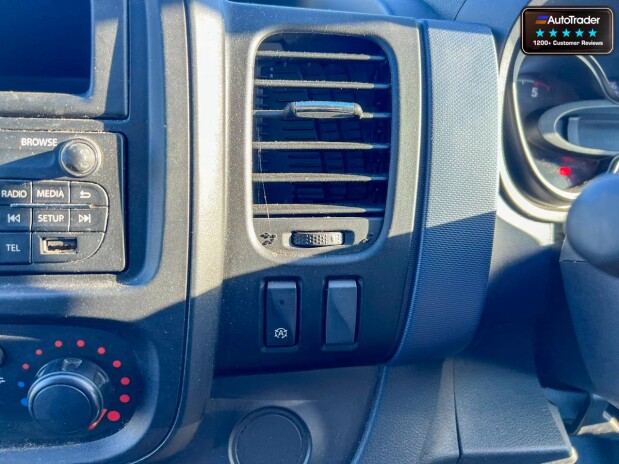 Vauxhall Vivaro SWB L1H1 Low Roof 2900 Cdti Air Con Sensors Side Door NO VAT 35