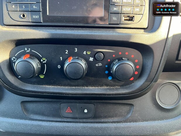 Vauxhall Vivaro SWB L1H1 Low Roof 2900 Cdti Air Con Sensors Side Door NO VAT 37
