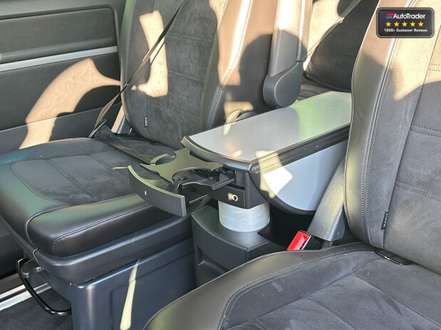 Volkswagen Caravelle Executive BiTDI (204 ps) Bmt Auto DSG Euro 6 11