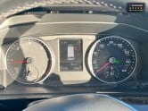 Volkswagen Caravelle Executive BiTDI (204 ps) Bmt Auto DSG Euro 6 20