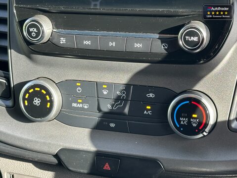 Ford Tourneo Custom Trend L2 9 Seat Conversion (£19994+VAT = £23,992) Car Play EURO 6 23