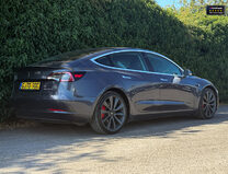 Tesla Model 3 (Sold) (Dual Motor) Performance Saloon 4dr Electric Motor Auto 4WDE 4