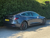 Tesla Model 3 (Sold) (Dual Motor) Performance Saloon 4dr Electric Motor Auto 4WDE 36