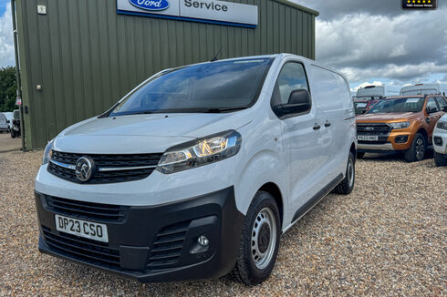 Vauxhall Vivaro SWB L1H1 Low Roof F2900 Prime Air Con Sensors DELIVERY MILES! Dynamic Equiv