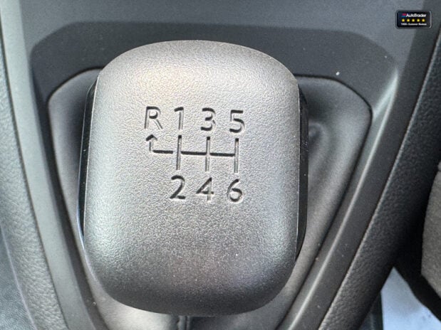 Vauxhall Vivaro SWB L1H1 Low Roof F2900 Prime Air Con Sensors DELIVERY MILES! Dynamic Equiv 37