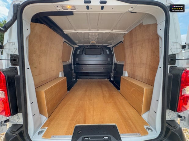 Vauxhall Vivaro SWB L1H1 [SOLD CR] Low Roof F2900 Prime Air Con Sensors DELIVERY MILES! Sid 9