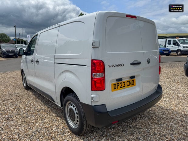 Vauxhall Vivaro SWB L1H1 [SOLD CR] Low Roof F2900 Prime Air Con Sensors DELIVERY MILES! Sid 10