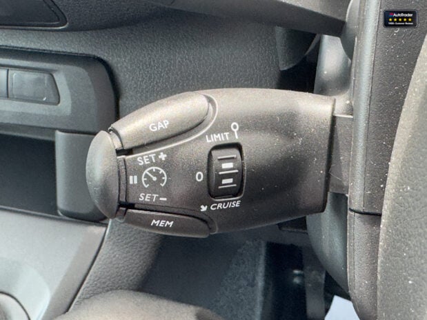 Vauxhall Vivaro SWB L1H1 [SOLD CR] Low Roof F2900 Prime Air Con Sensors DELIVERY MILES! Sid 21