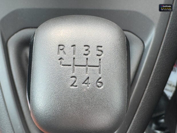 Vauxhall Vivaro SWB L1H1 [SOLD CR] Low Roof F2900 Prime Air Con Sensors DELIVERY MILES! Sid 35