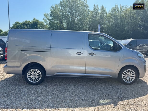 Fiat Scudo LWB L2H1 Low Roof Bluehdi Primo Air Con (Category S Insurance Loss) Cruise 5