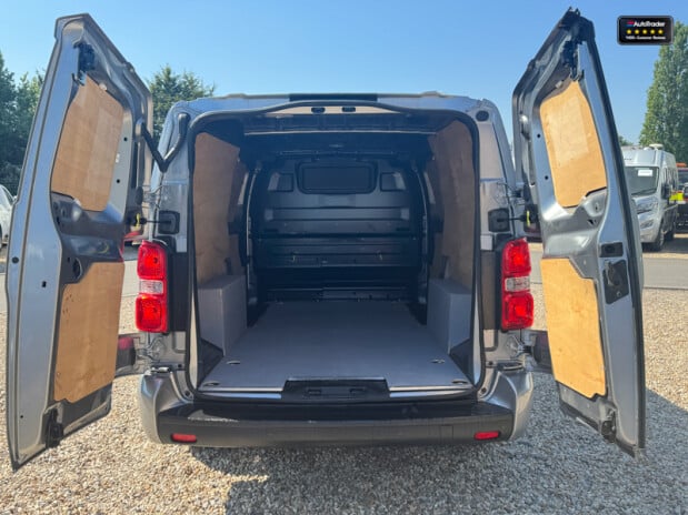 Fiat Scudo LWB L2H1 Low Roof Bluehdi Primo Air Con (Category S Insurance Loss) Cruise 8
